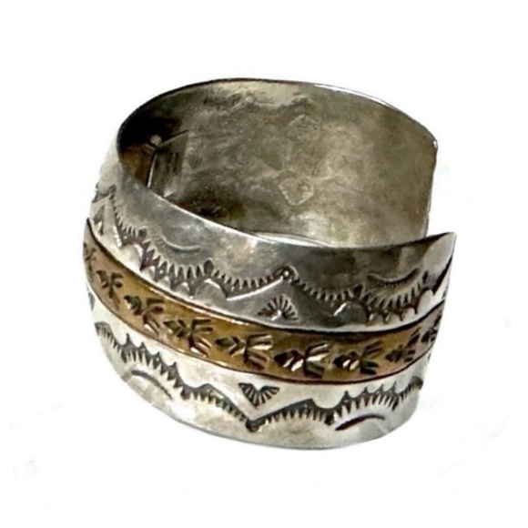 Signed - Ken & Mary Bill Navajo Vntg Sterling Silver Gold Wash Watch Cuff - Picture 4 of 12